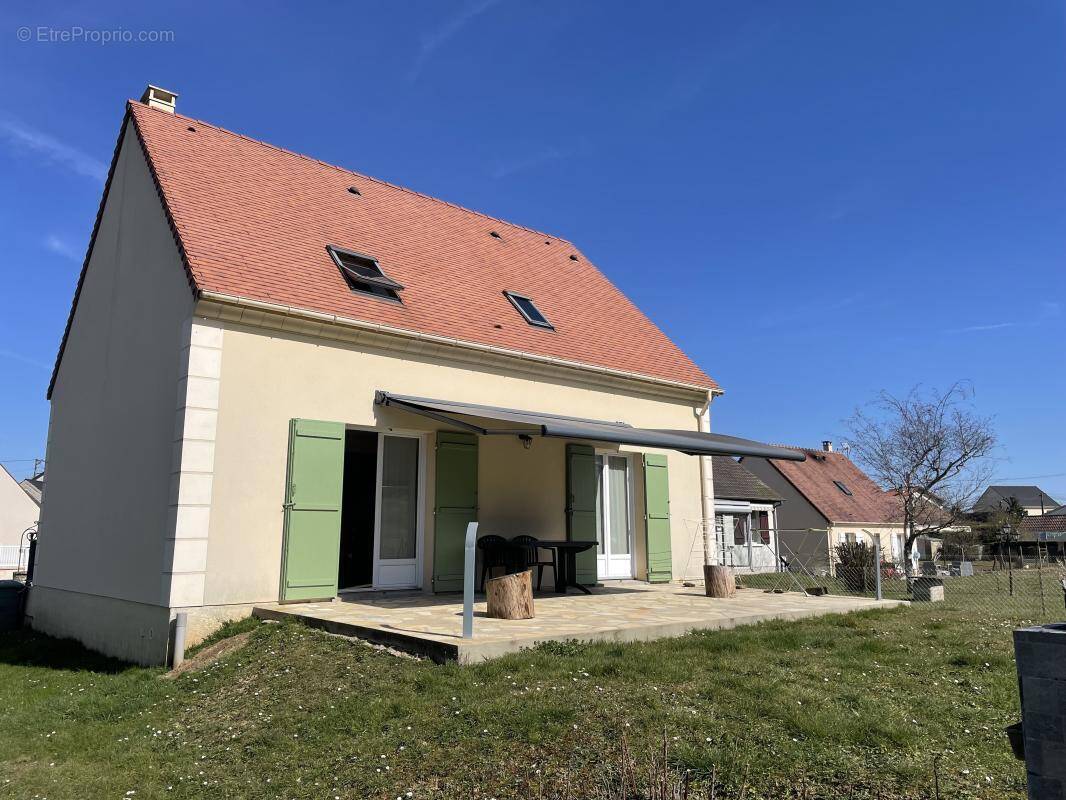 Maison à MEREVILLE
