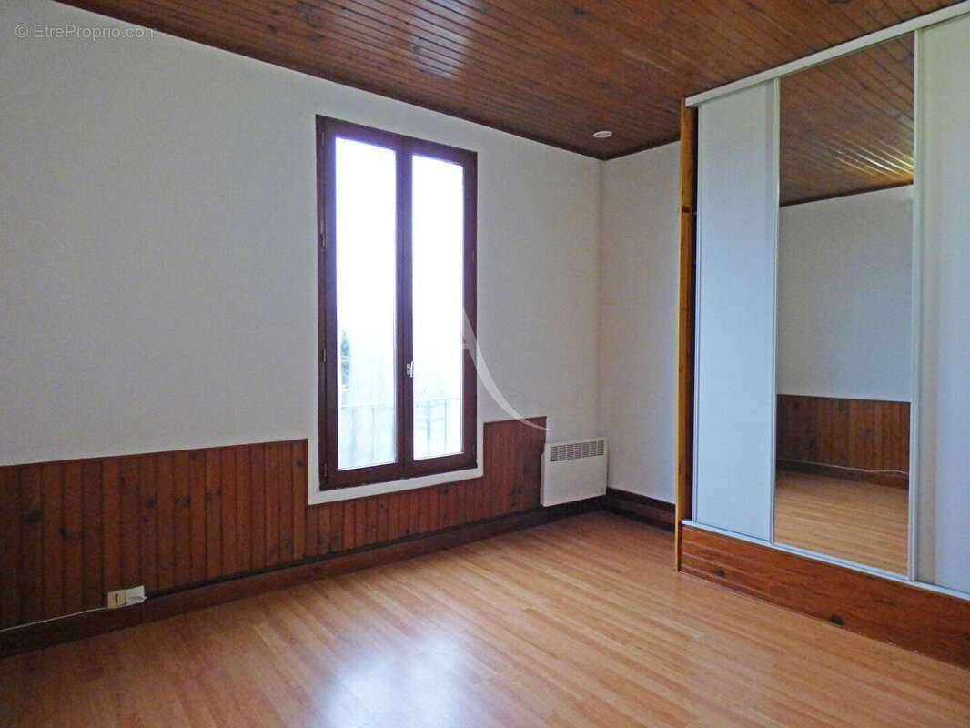 Appartement à NEUILLY-PLAISANCE