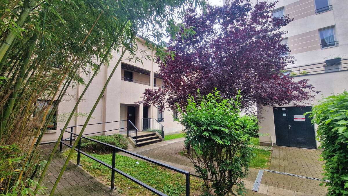 Appartement à LYON-9E