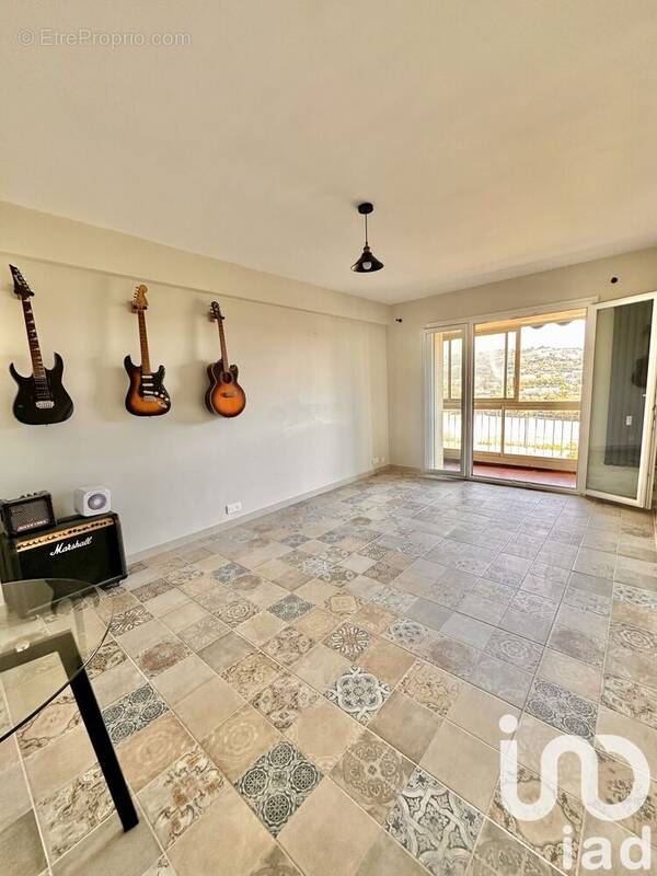 Photo 1 - Appartement à SAINT-LAURENT-DU-VAR