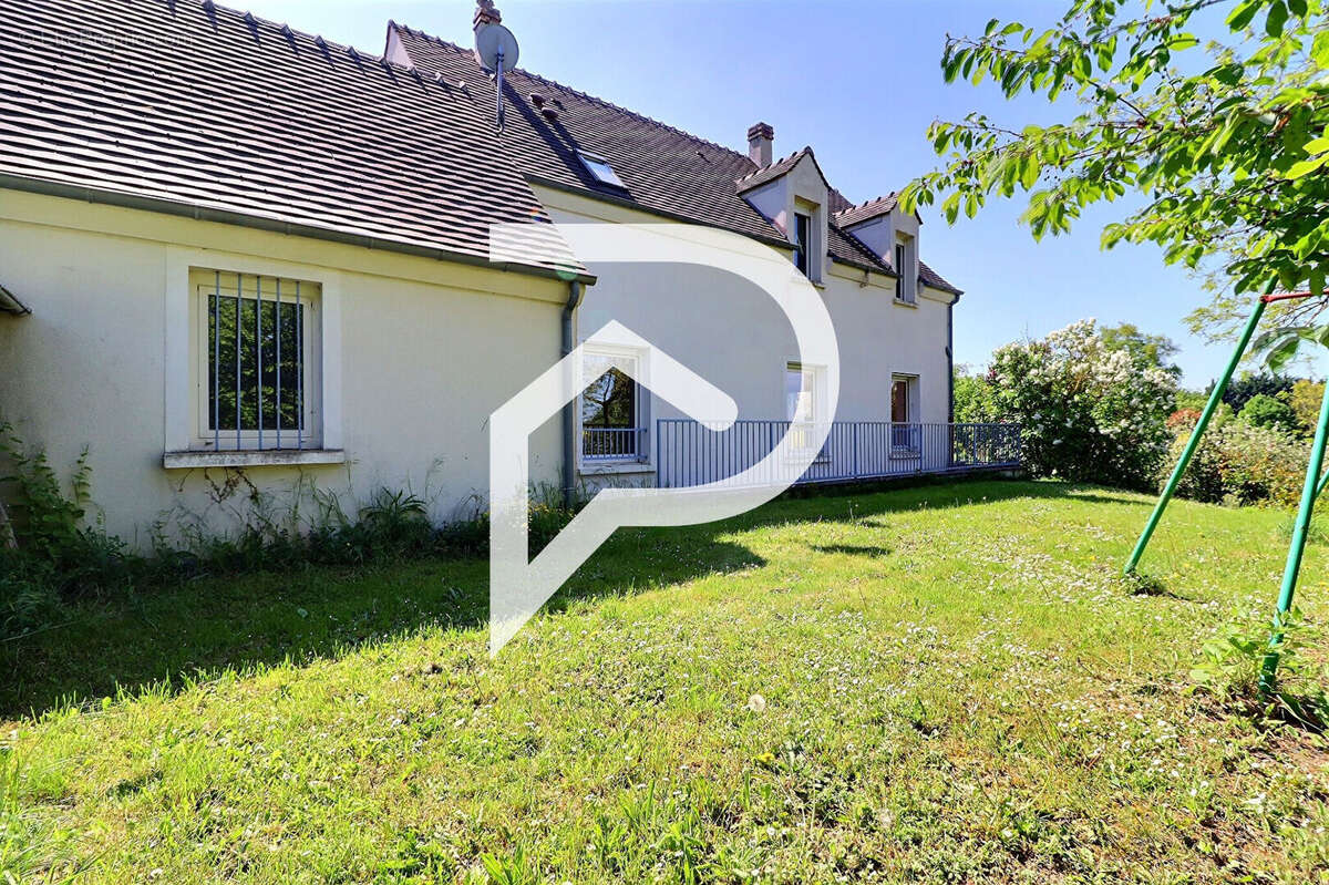 Maison à ENNERY