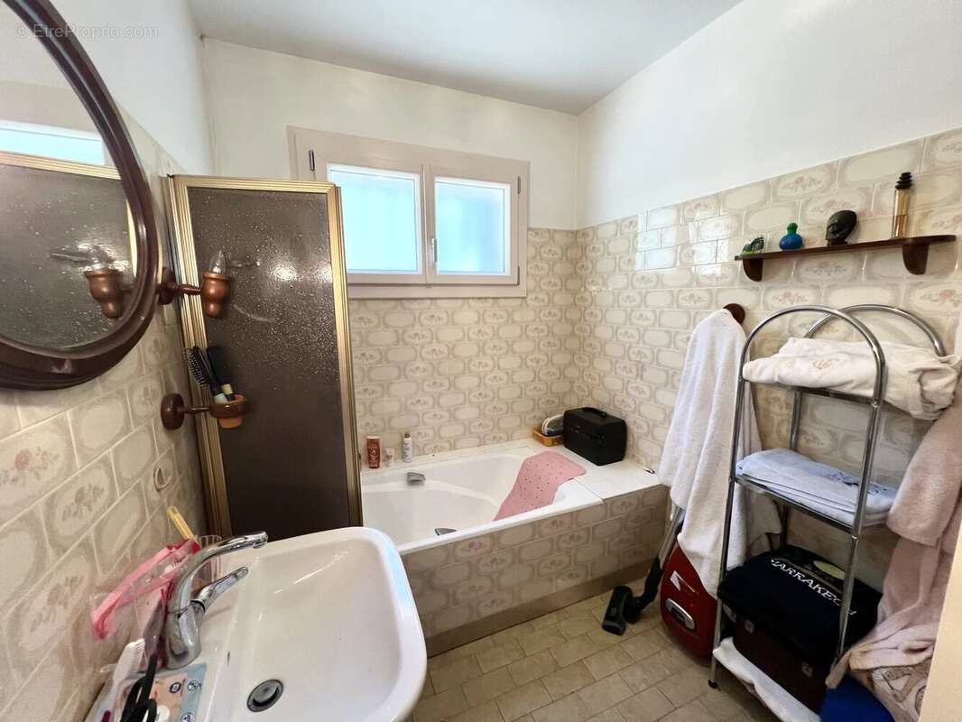 Maison à EGUILLES