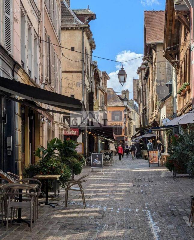 Commerce à TROYES