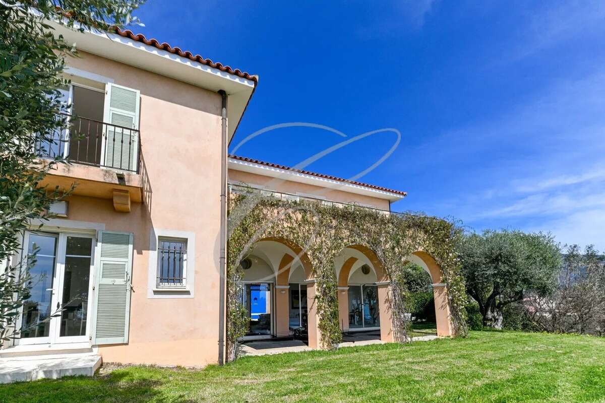 Maison à MENTON