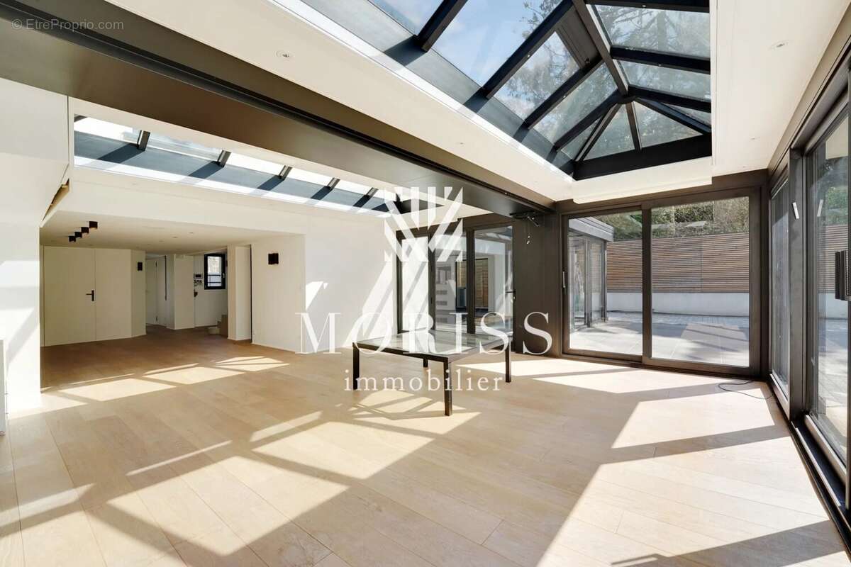 Maison à SAINT-MAUR-DES-FOSSES