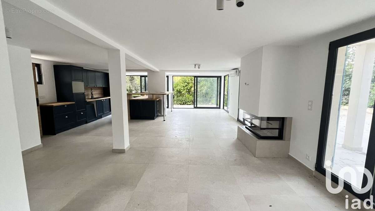 Photo 2 - Maison à LE ROURET