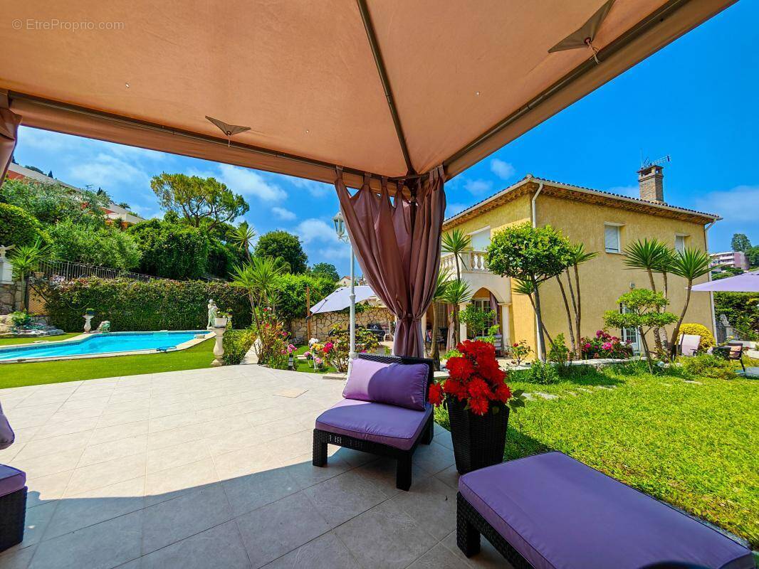 Maison à VILLENEUVE-LOUBET