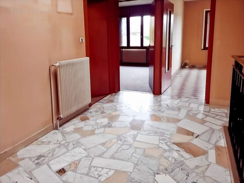 Maison à VERTAIZON