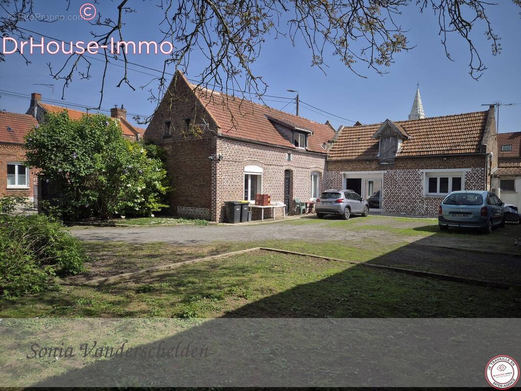 Maison à FONTAINE-NOTRE-DAME