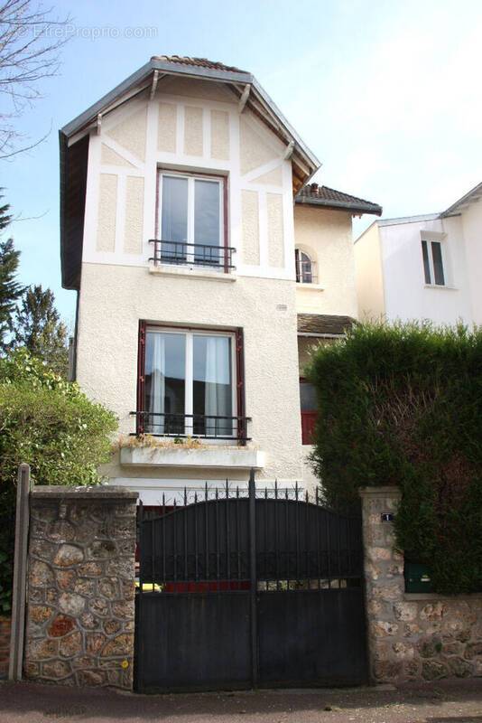 Maison à VIROFLAY