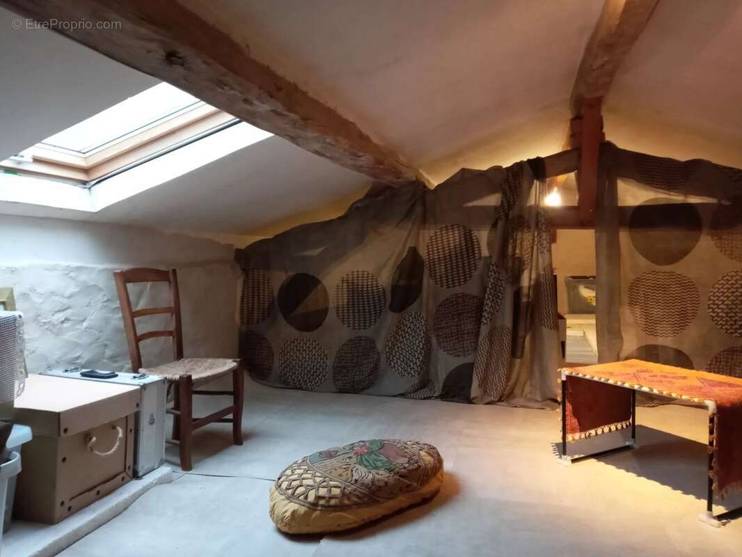 Maison à BOUTEILLES-SAINT-SEBASTIEN