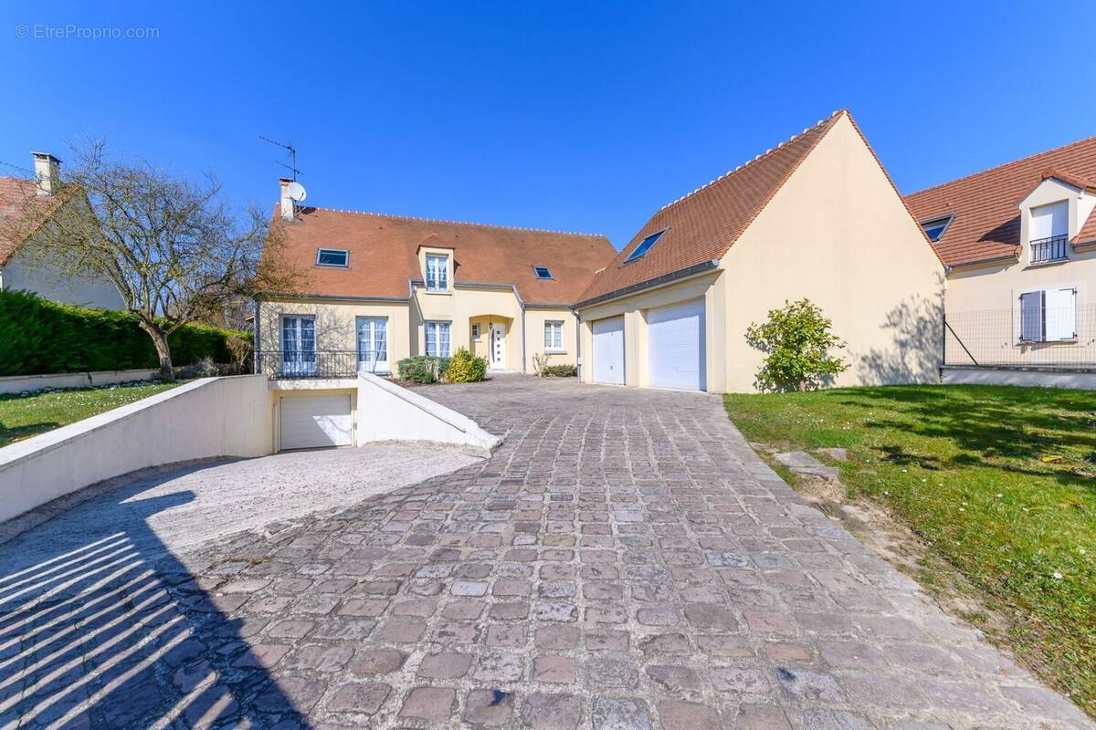 Maison à VILLERON