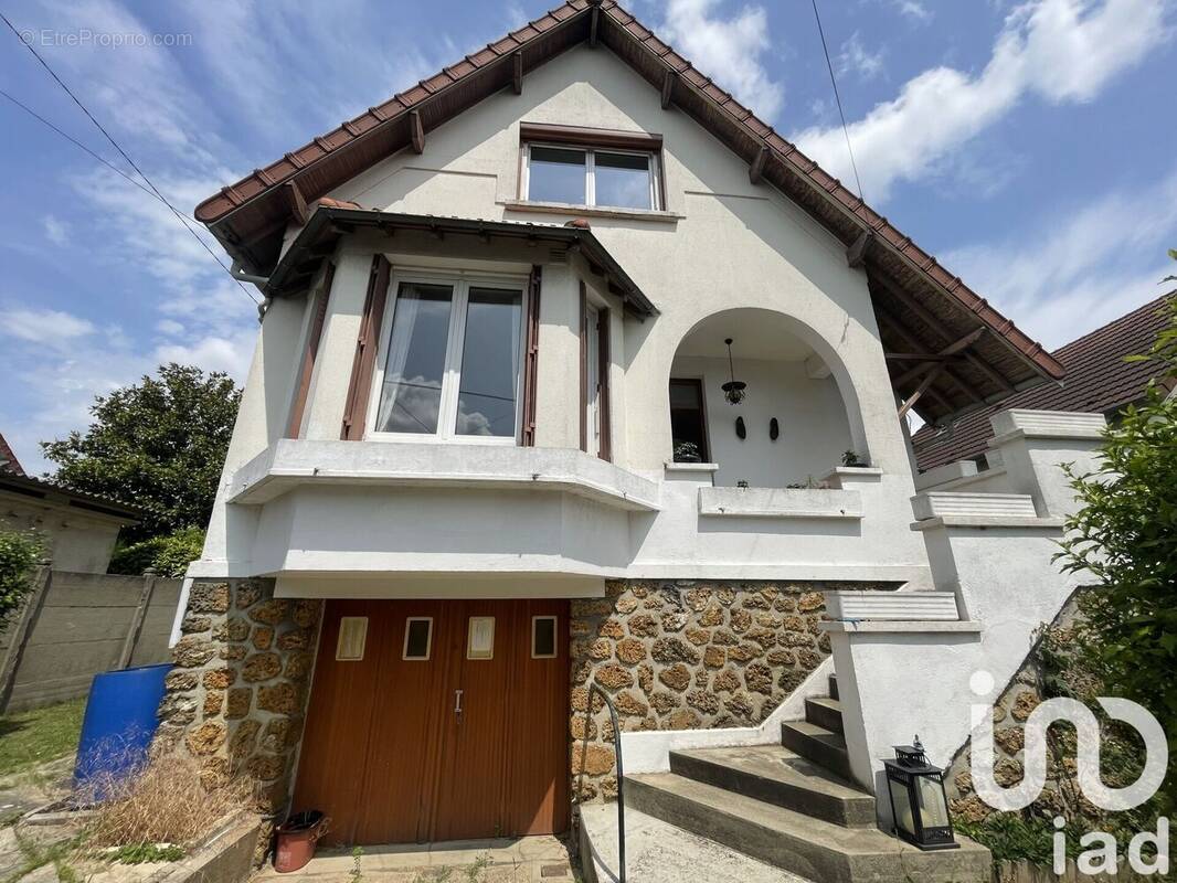 Photo 1 - Maison à SAVIGNY-SUR-ORGE