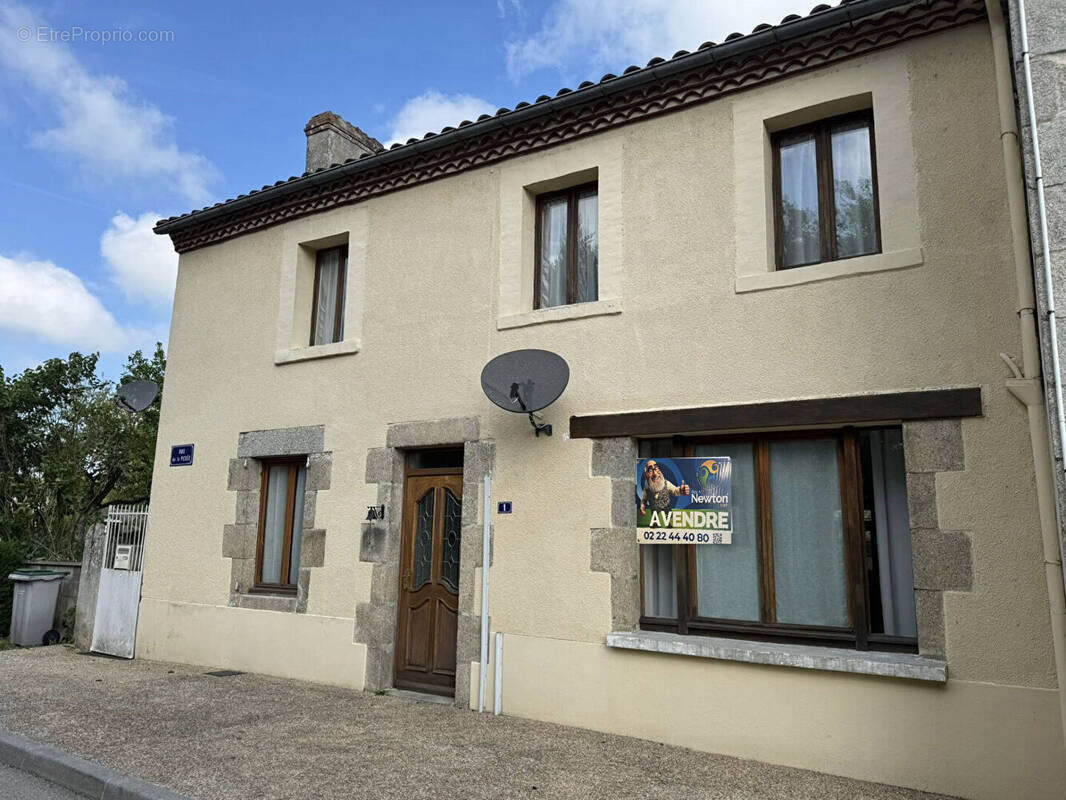 Maison à TERSANNES