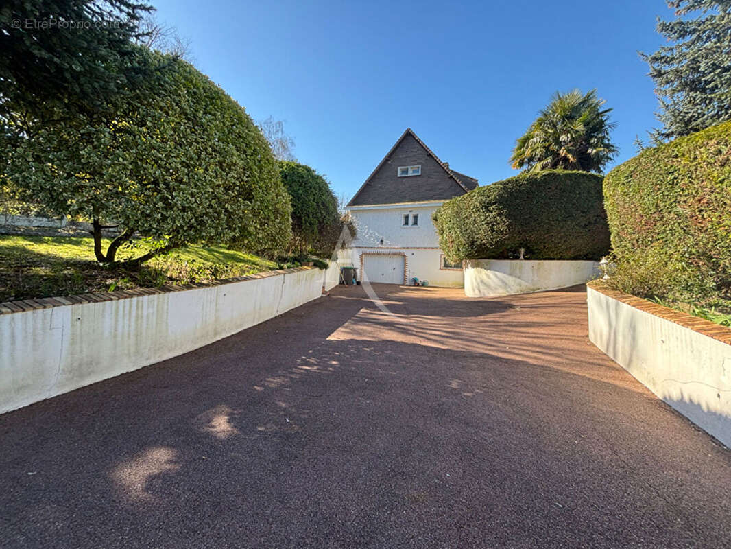 Maison à BRETIGNY-SUR-ORGE