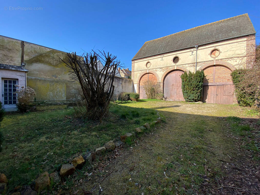 Maison à TILLIERES-SUR-AVRE