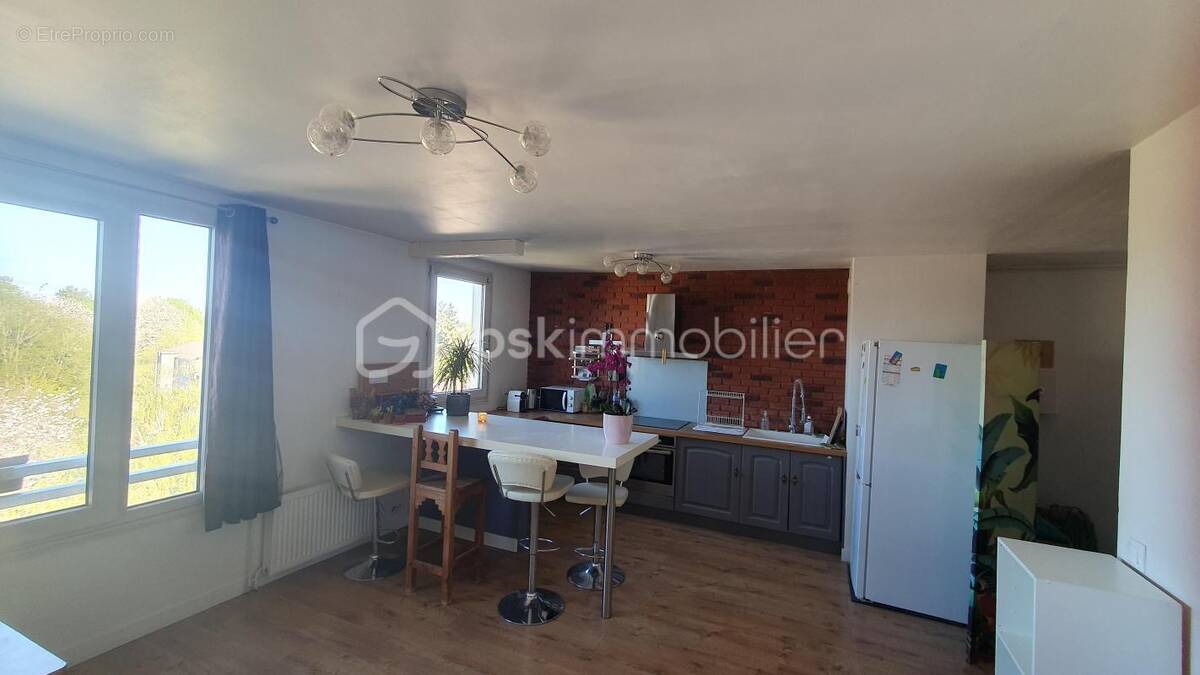 Appartement à TORCY