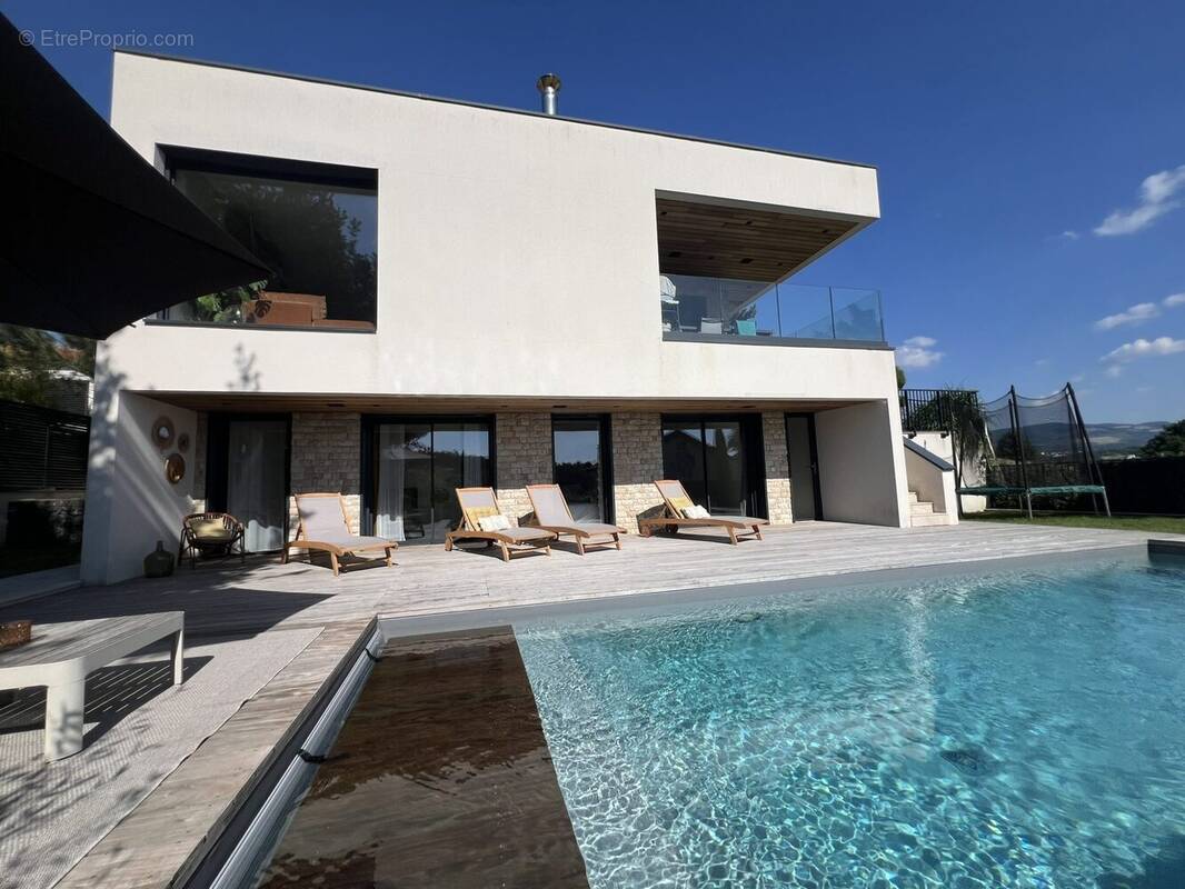 Maison à LA TALAUDIERE
