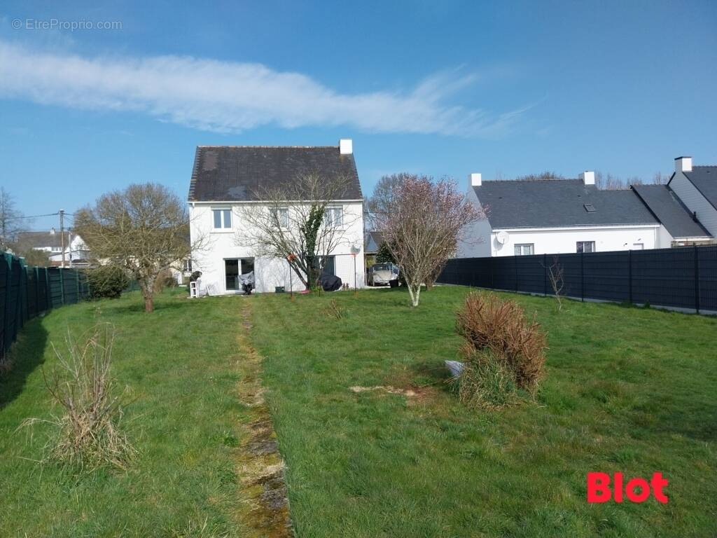 Maison à TRIGNAC