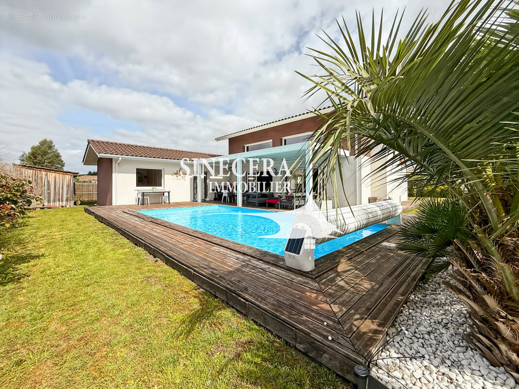 Maison à MIOS