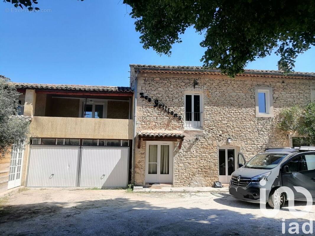 Photo 1 - Appartement à CABRIERES-D&#039;AVIGNON