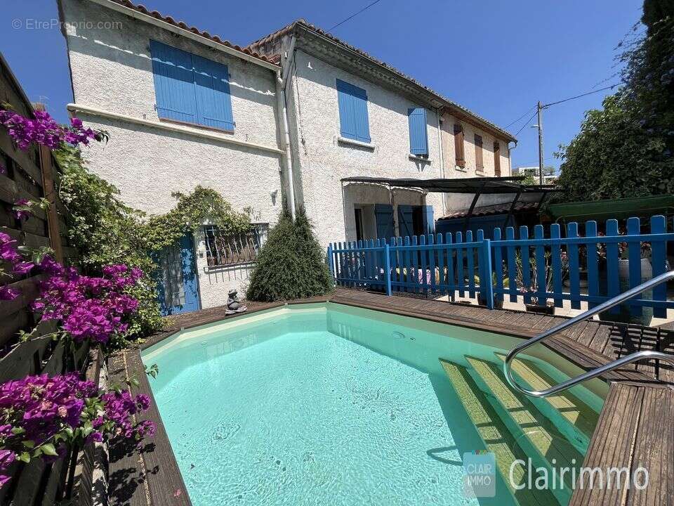 Maison T5 a vendre - Plan de cuques - piscine - village - Maison à PLAN-DE-CUQUES