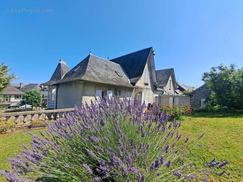 Maison à SEILHAC
