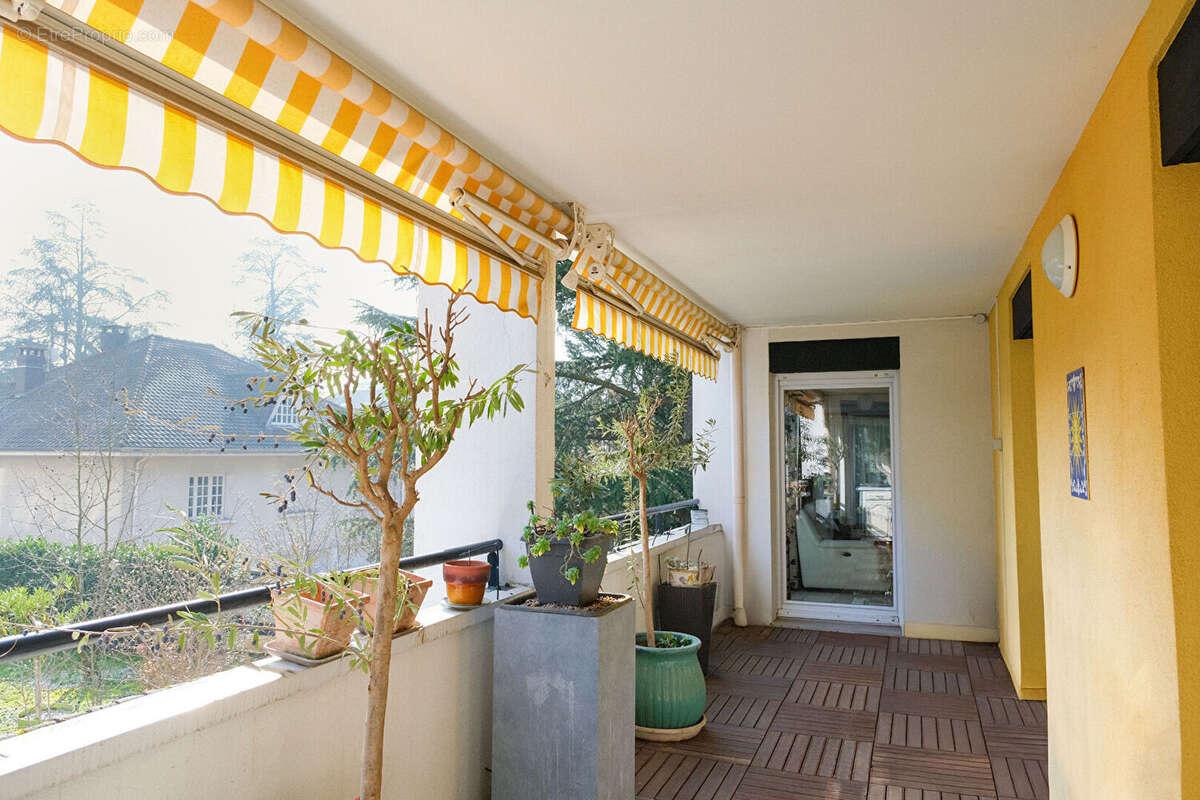Appartement à TASSIN-LA-DEMI-LUNE