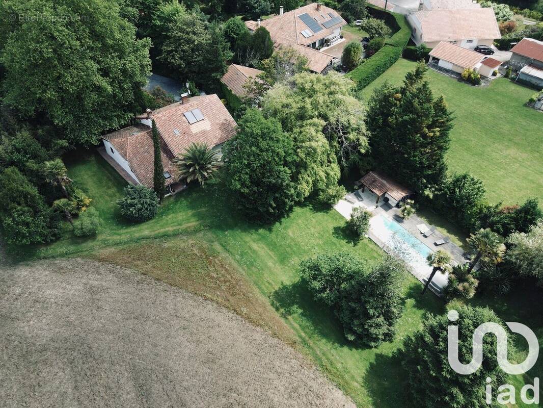 Photo 1 - Maison à SAUBRIGUES