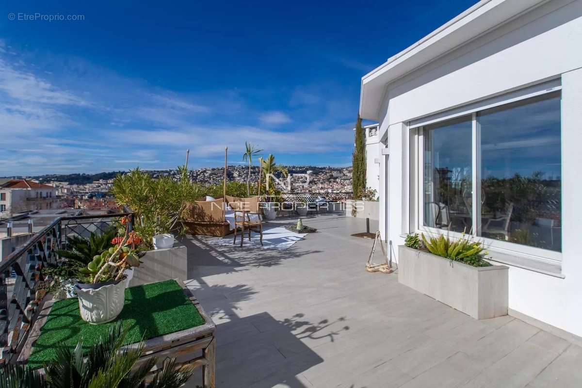 Appartement à NICE