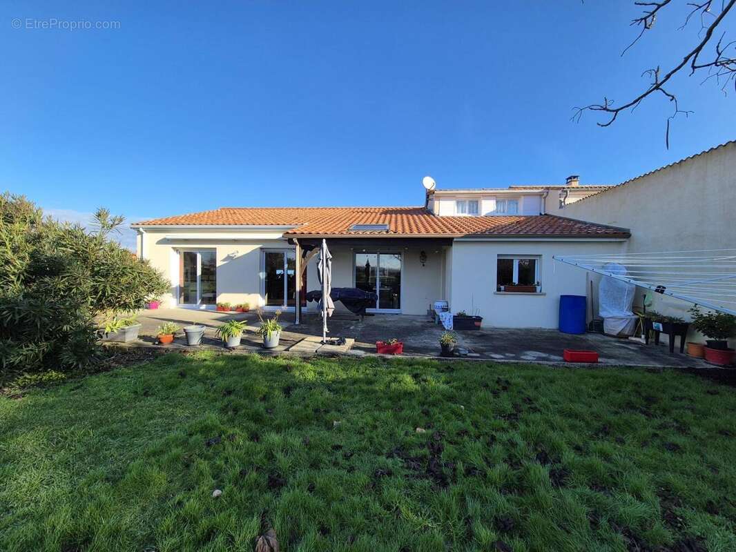 Photo 2 - Maison à ARVERT