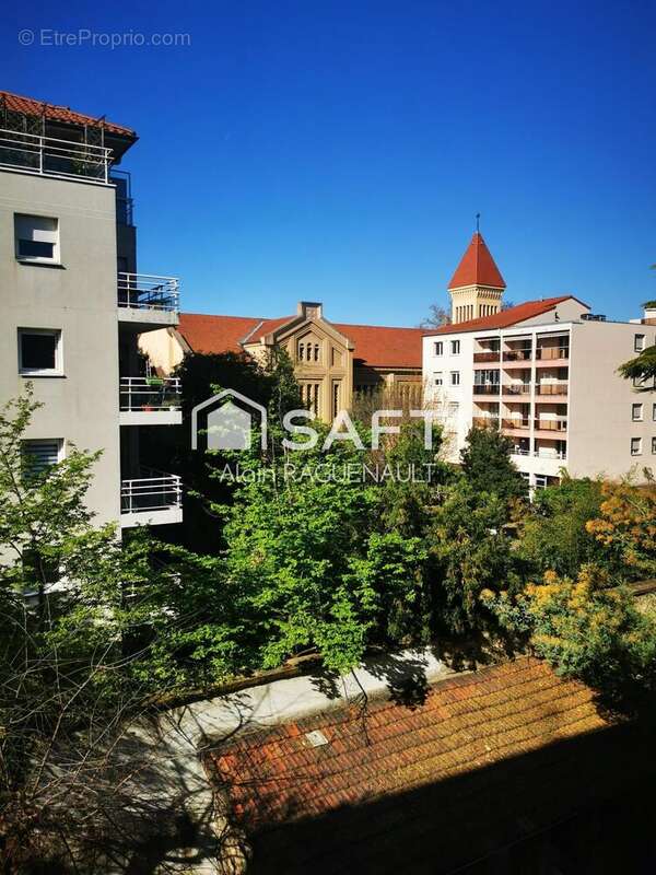 Photo 2 - Appartement à LYON-8E