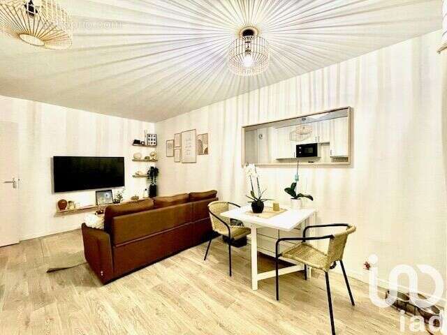 Photo 2 - Appartement à CLAYE-SOUILLY