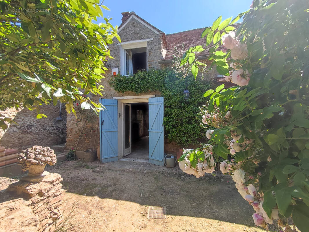 Maison à PRUNAY-EN-YVELINES