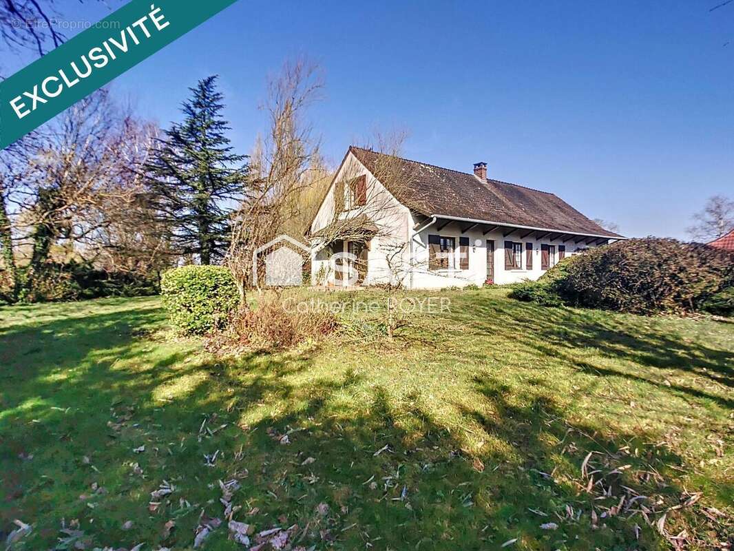 Photo 2 - Maison à LA CHAPELLE-SAINT-SAUVEUR