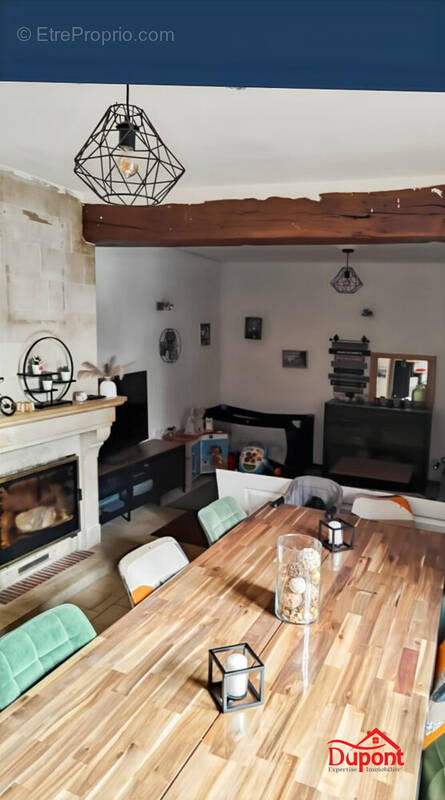 Maison à LA CHAPELLE-SAINT-LUC