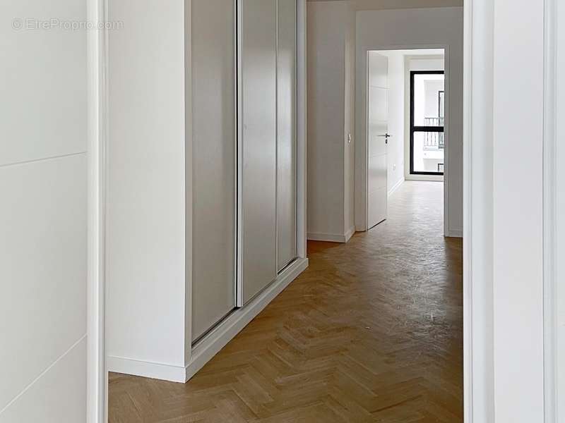 Appartement à SURESNES