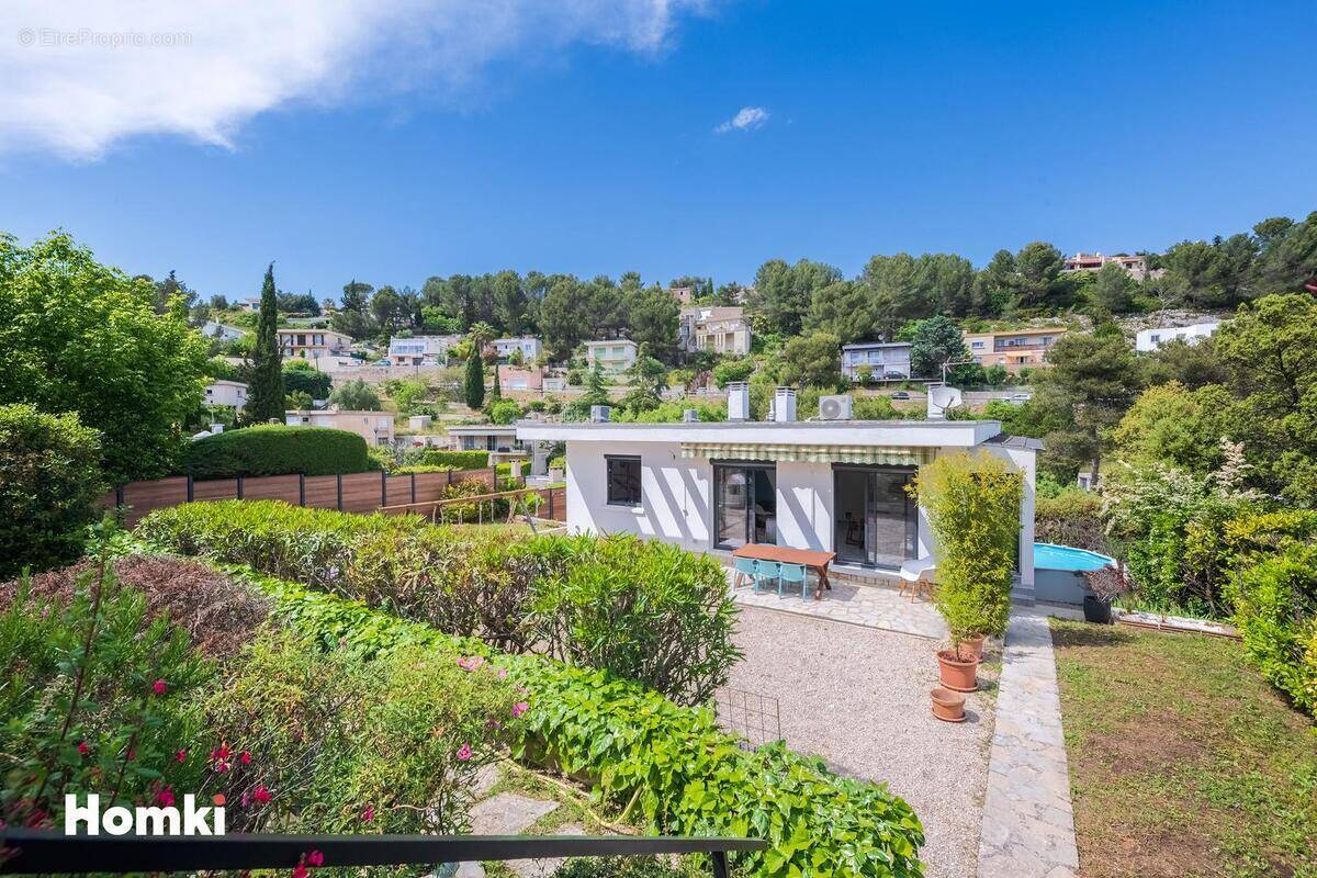 Maison à CARNOUX-EN-PROVENCE