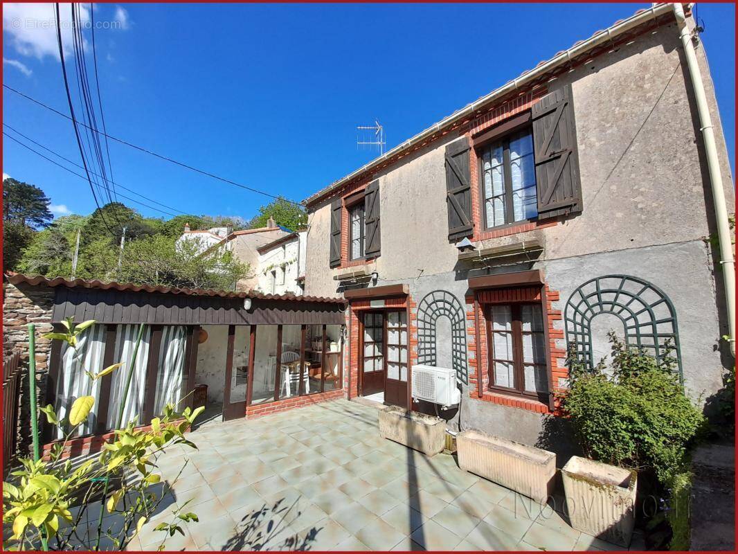 Maison à LE CELLIER