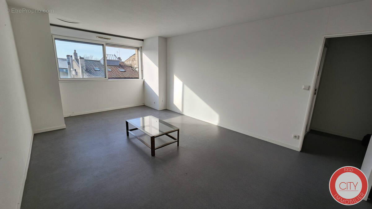 Appartement à BORDEAUX