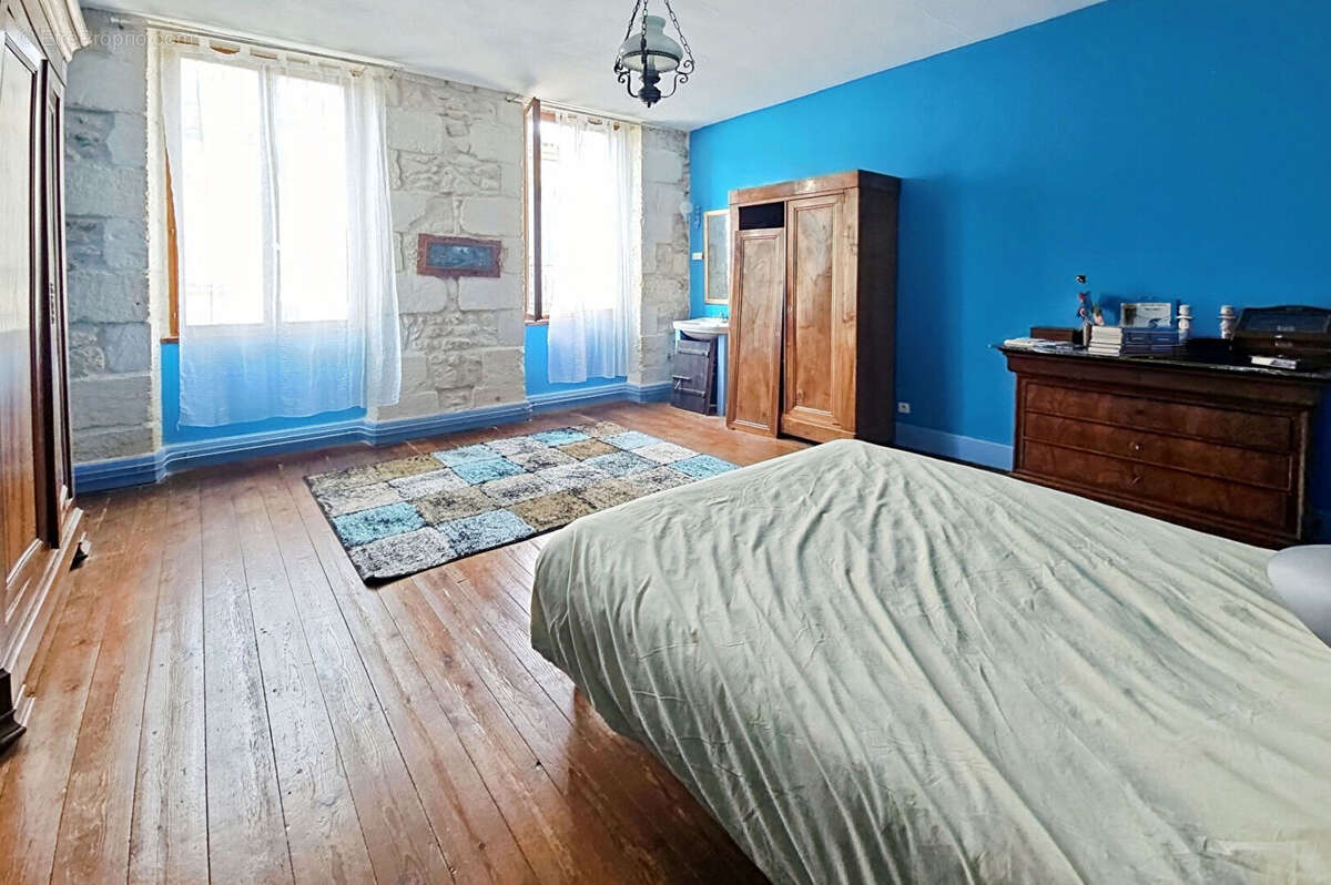 Maison à SAINT-LAURENT-MEDOC