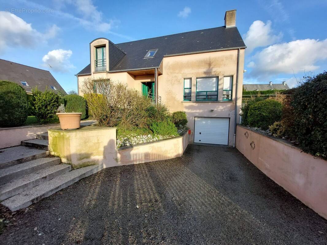 Maison à BREHAL