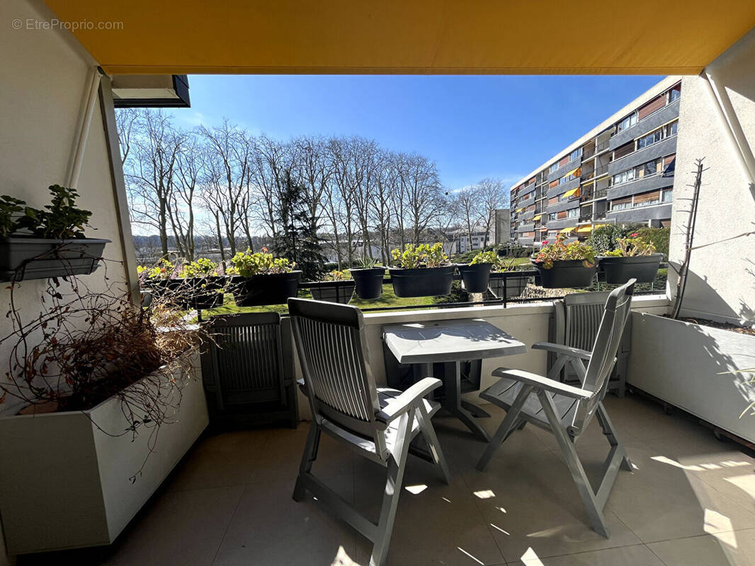 Appartement à VAUCRESSON