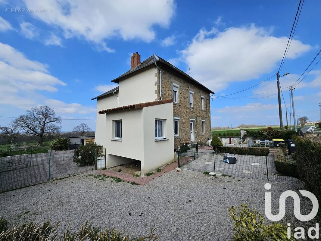 Photo 1 - Maison à SEREILHAC