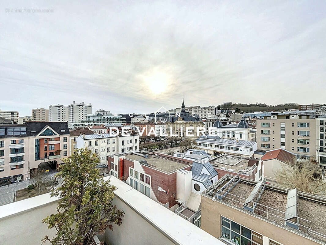 Appartement à SURESNES