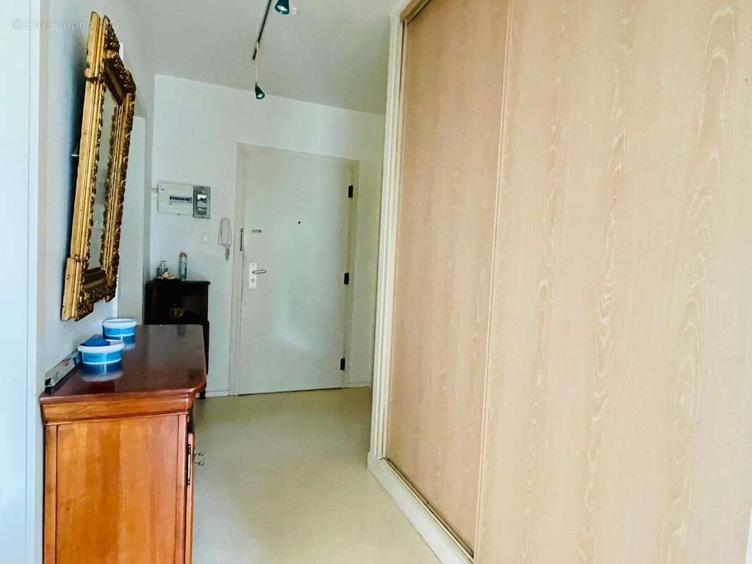   - Appartement à ILLKIRCH-GRAFFENSTADEN