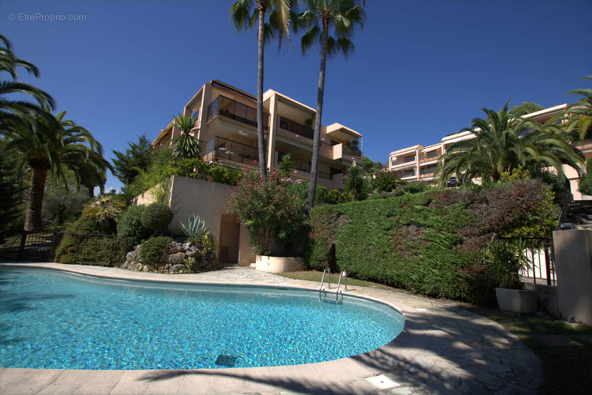 Appartement à LE CANNET