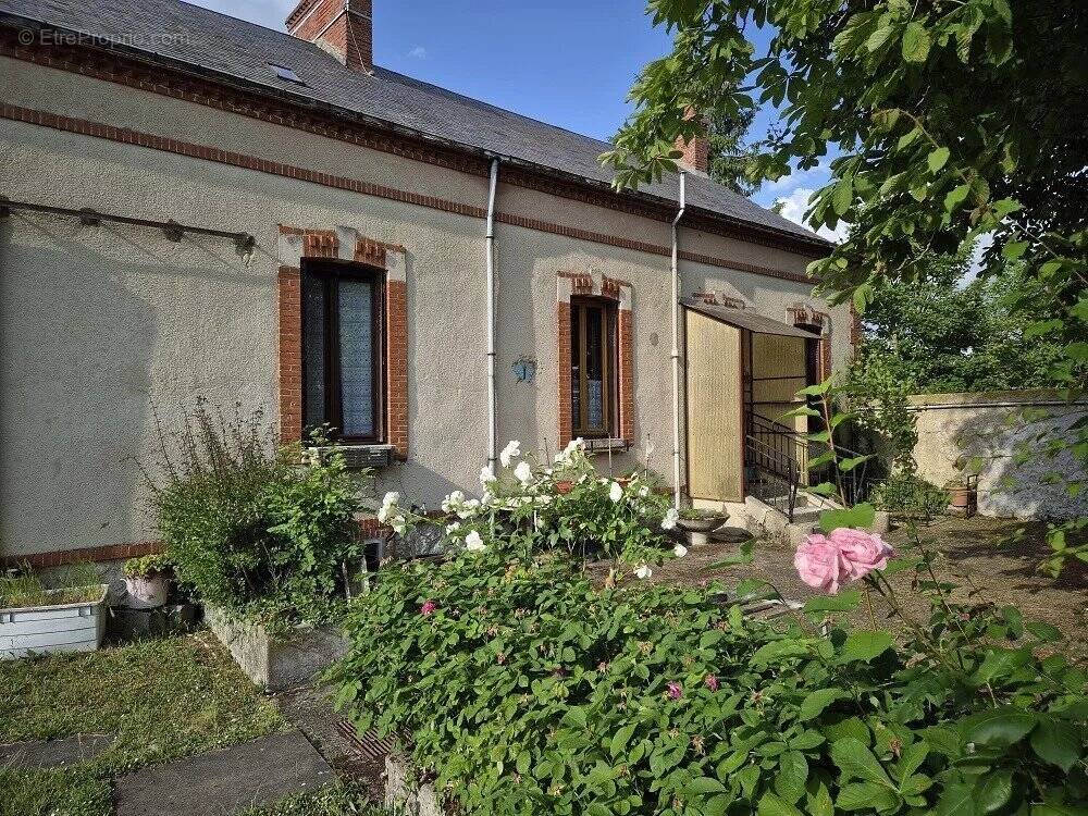 Maison à BEAUMONT-DU-GATINAIS