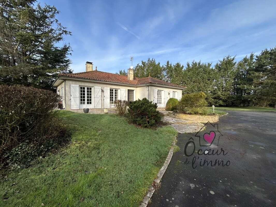 Maison à MAULEVRIER