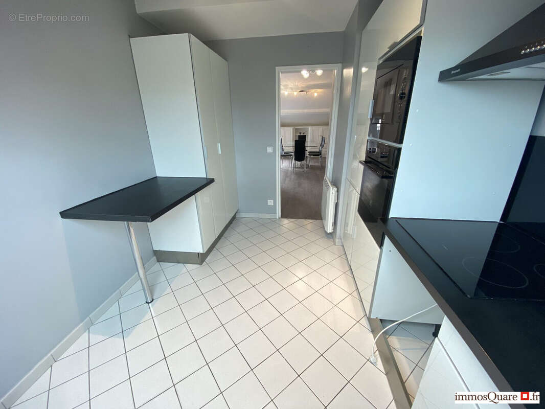 Appartement à LYON-8E